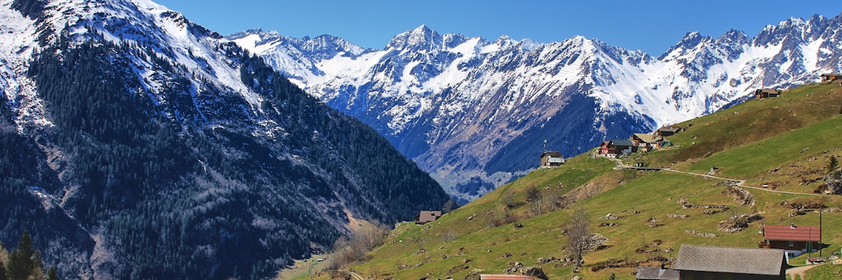 スイスアルプスの山々