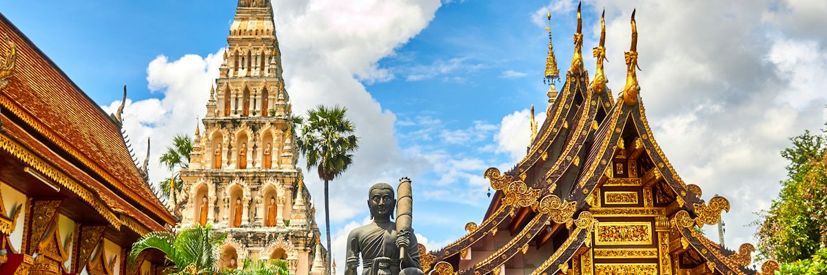 タイの寺院と仏塔